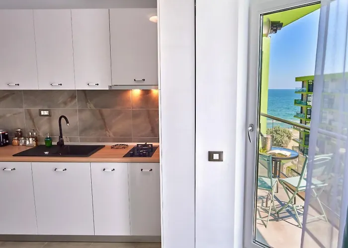 Rise And Shine 2 By Alz Нэводари